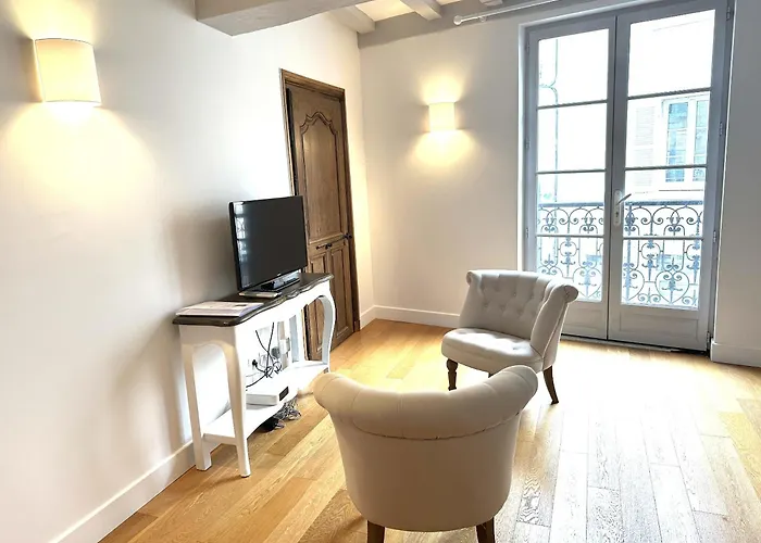 Batisse Paradis- 3 Appartements Calmes Et Elegants Au Centre Historique De Beaune