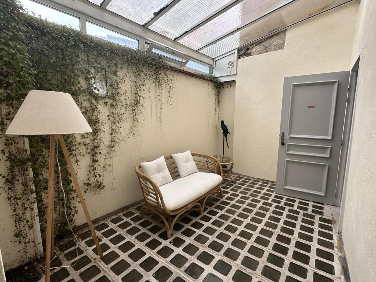 Batisse Paradis Beaune (Cote d'Or)